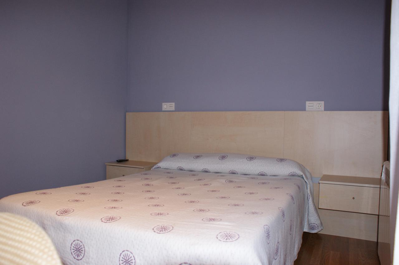 Hostal Carazo Torquemada ภายนอก รูปภาพ