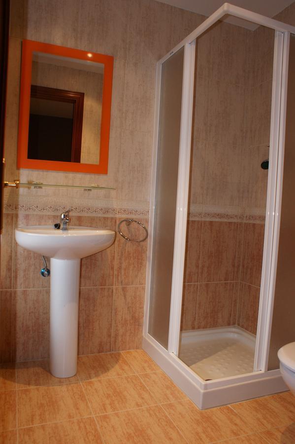 Hostal Carazo Torquemada ภายนอก รูปภาพ